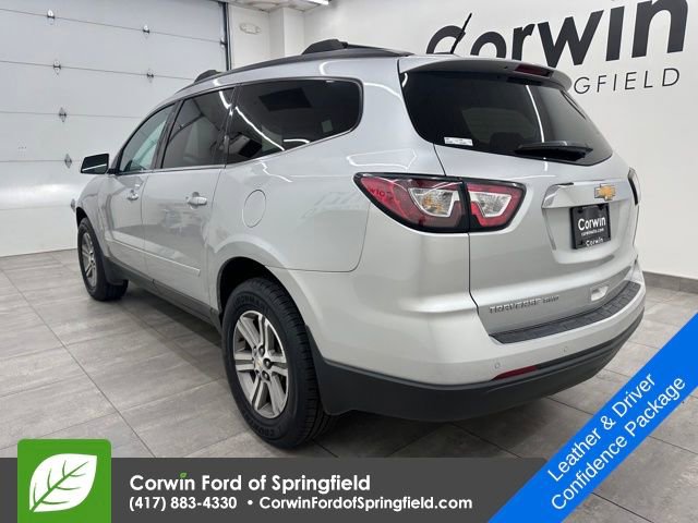 Used 2017 Chevrolet Traverse LT image 3