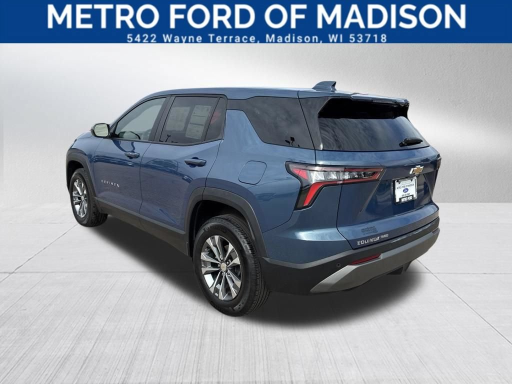 Used 2025 Chevrolet Equinox LT AWD/4WD image 3
