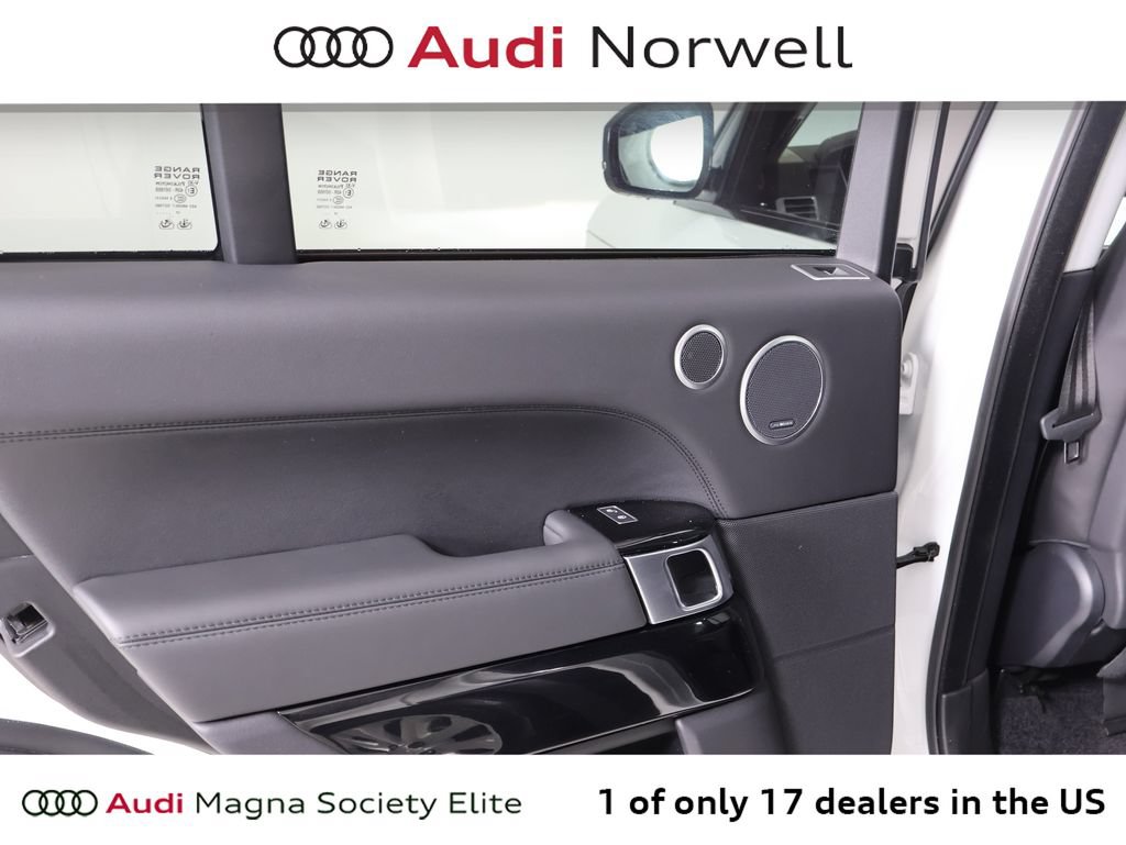 Used 2017 Land Rover Range Rover HSE AWD/4WD image 22