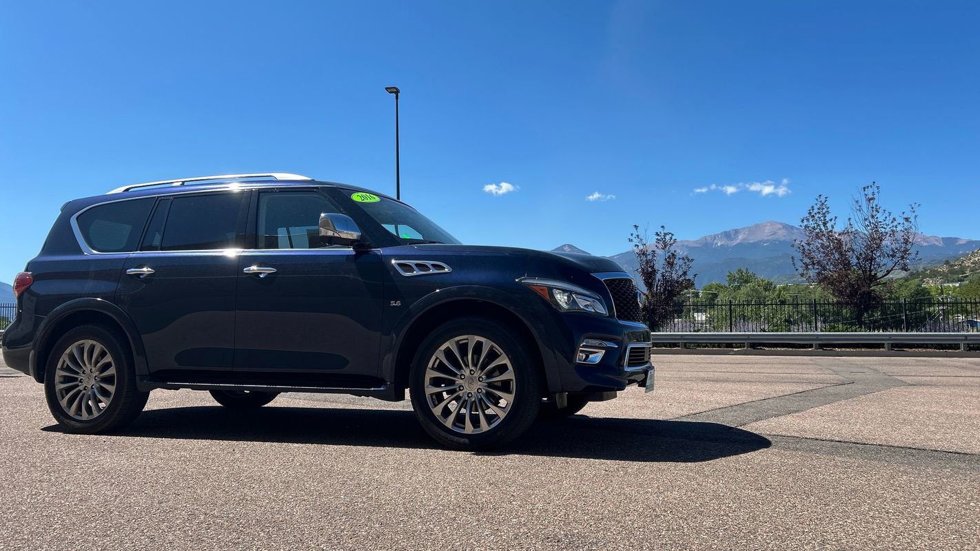 Used 2016 INFINITI QX80 4WD w/ Deluxe Technology Package image 19