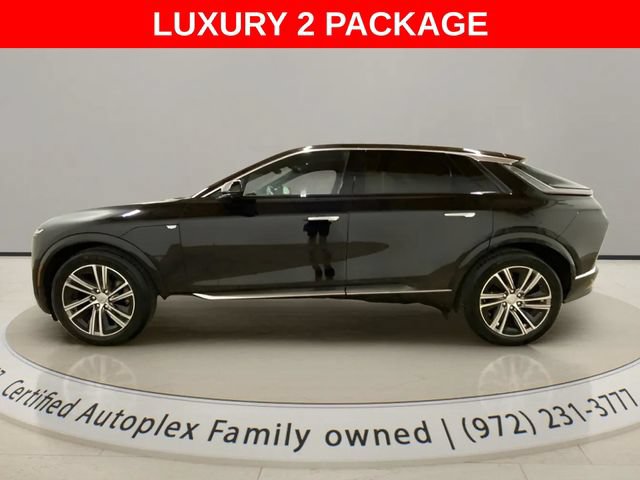 Used 2024 Cadillac Lyriq Luxury RWD image 2