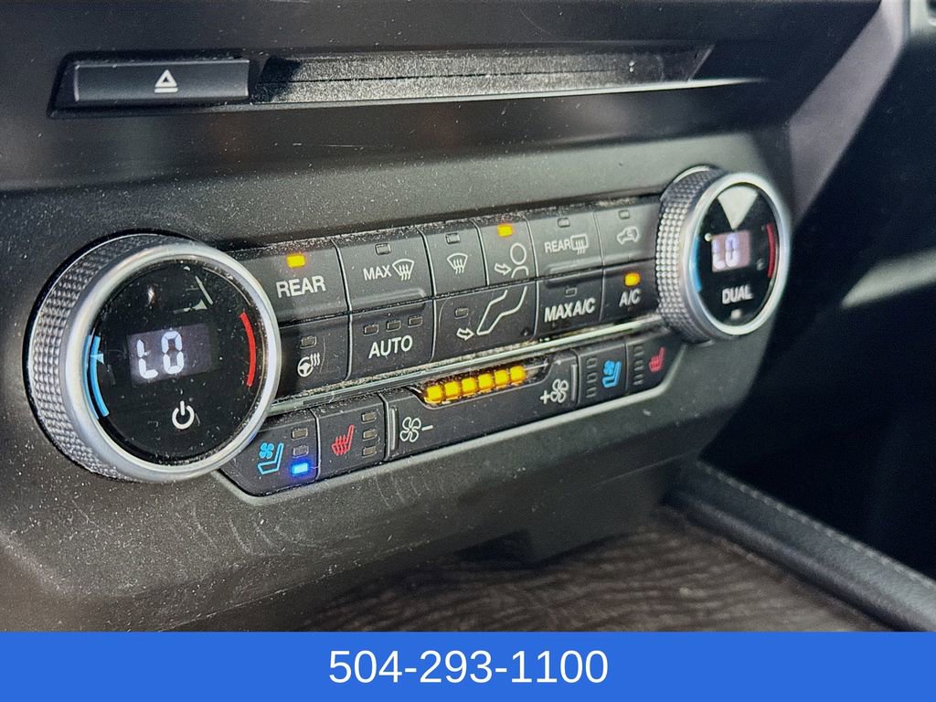 Used 2018 Ford Expedition Limited w/ Equipment Group 301A RWD image 18