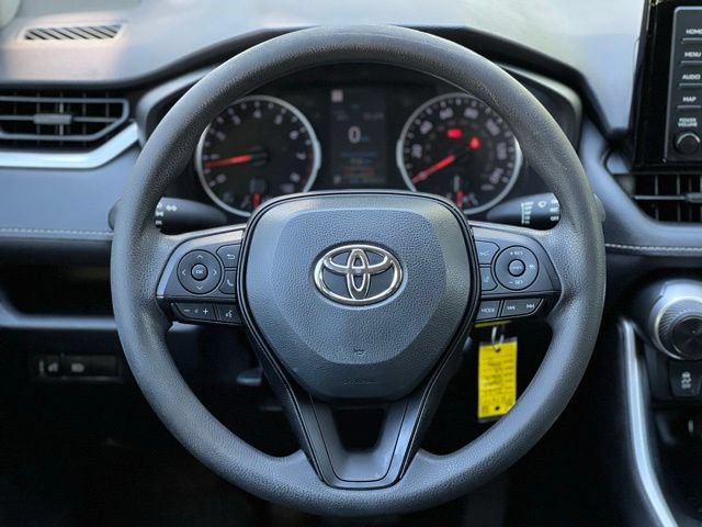 Used 2022 Toyota RAV4 LE FWD image 30