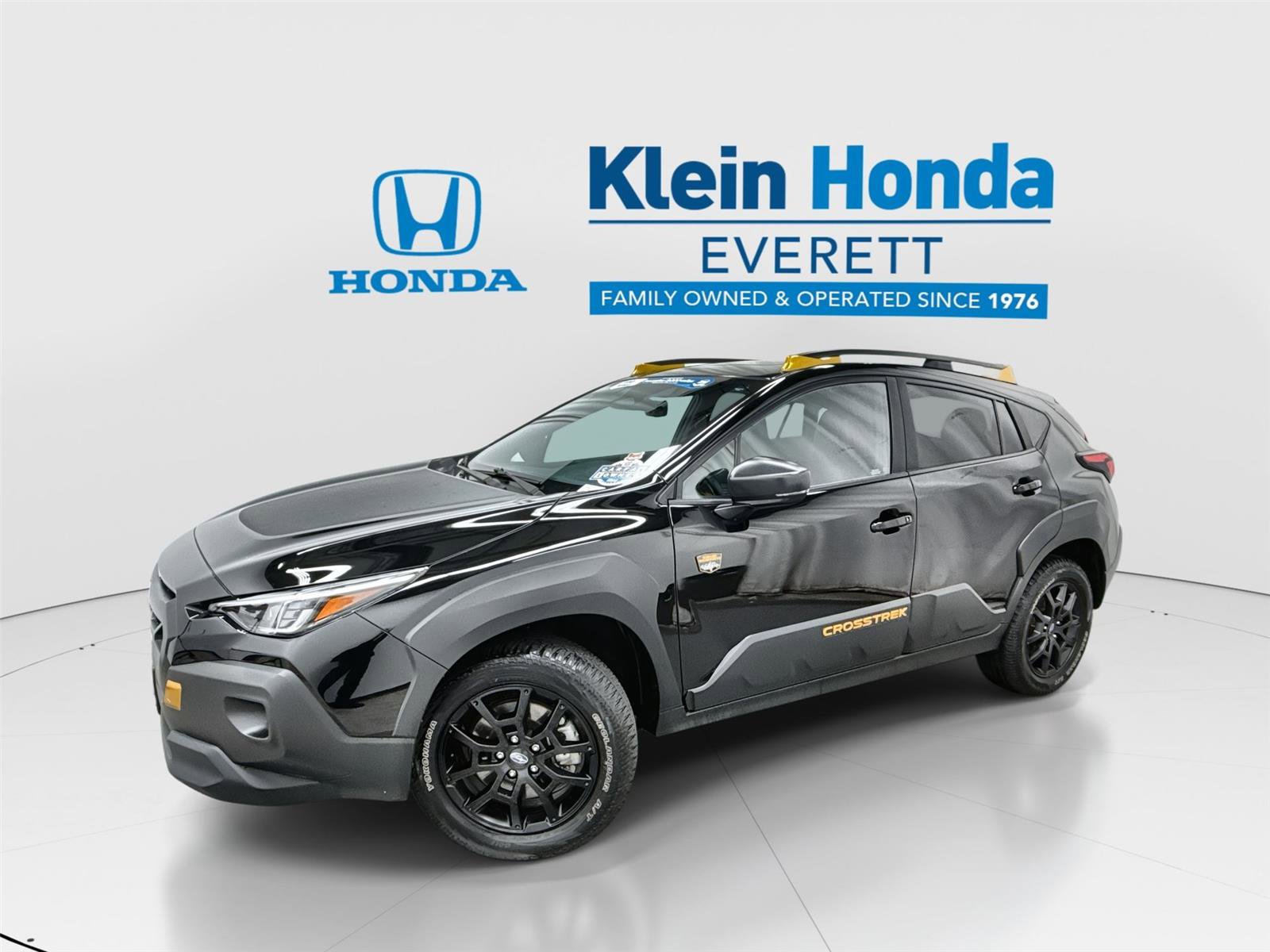 Used 2024 Subaru Crosstrek 2.5i Wilderness w/ Crosstrek Mirror Package AWD/4WD image 1