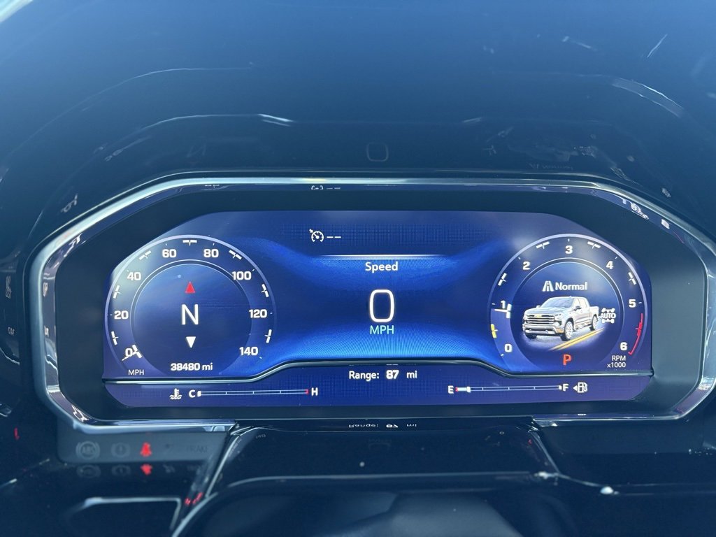 Used 2024 Chevrolet Silverado 1500 High Country image 25