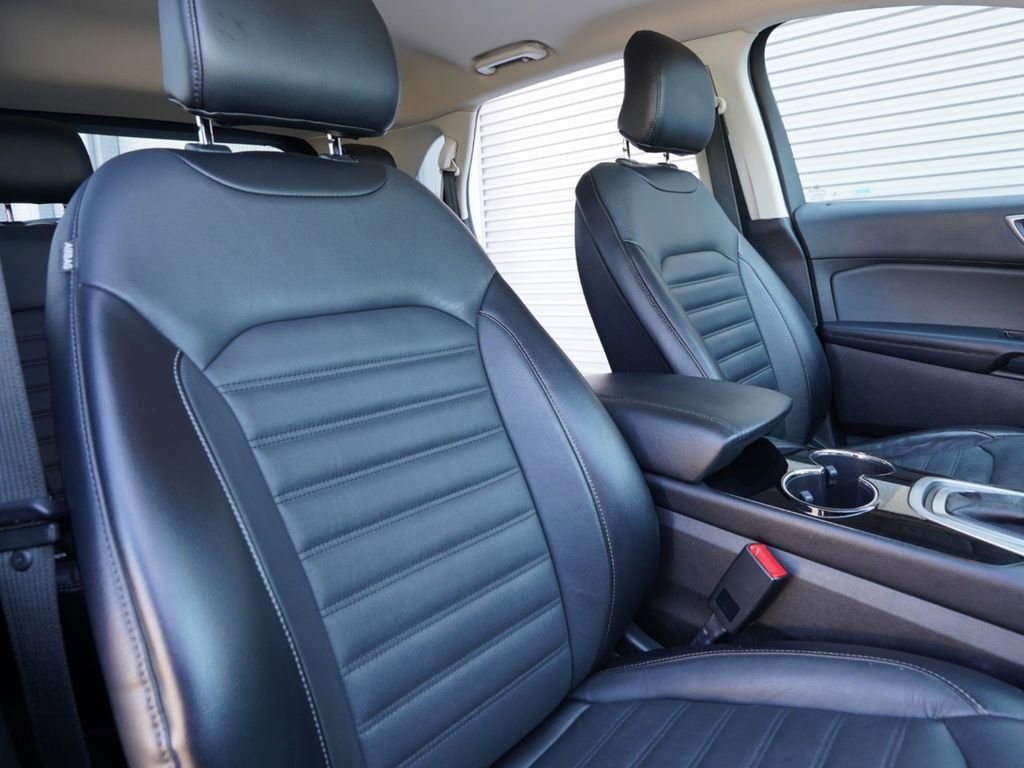 Used 2018 Ford Edge SEL w/ Equipment Group 201A image 25