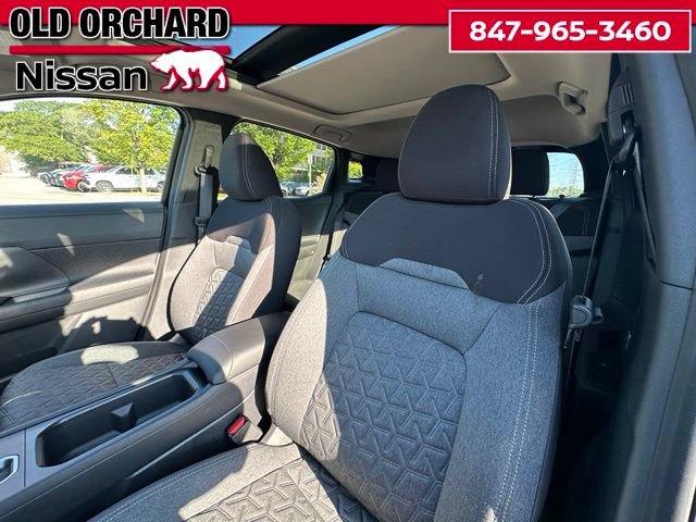 Used 2026 Nissan Kicks SV w/ SV Premium Package AWD/4WD image 9
