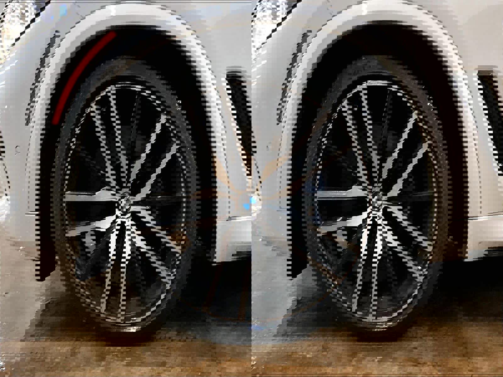 Used 2019 BMW X5 xDrive50i w/ M Sport Package image 11