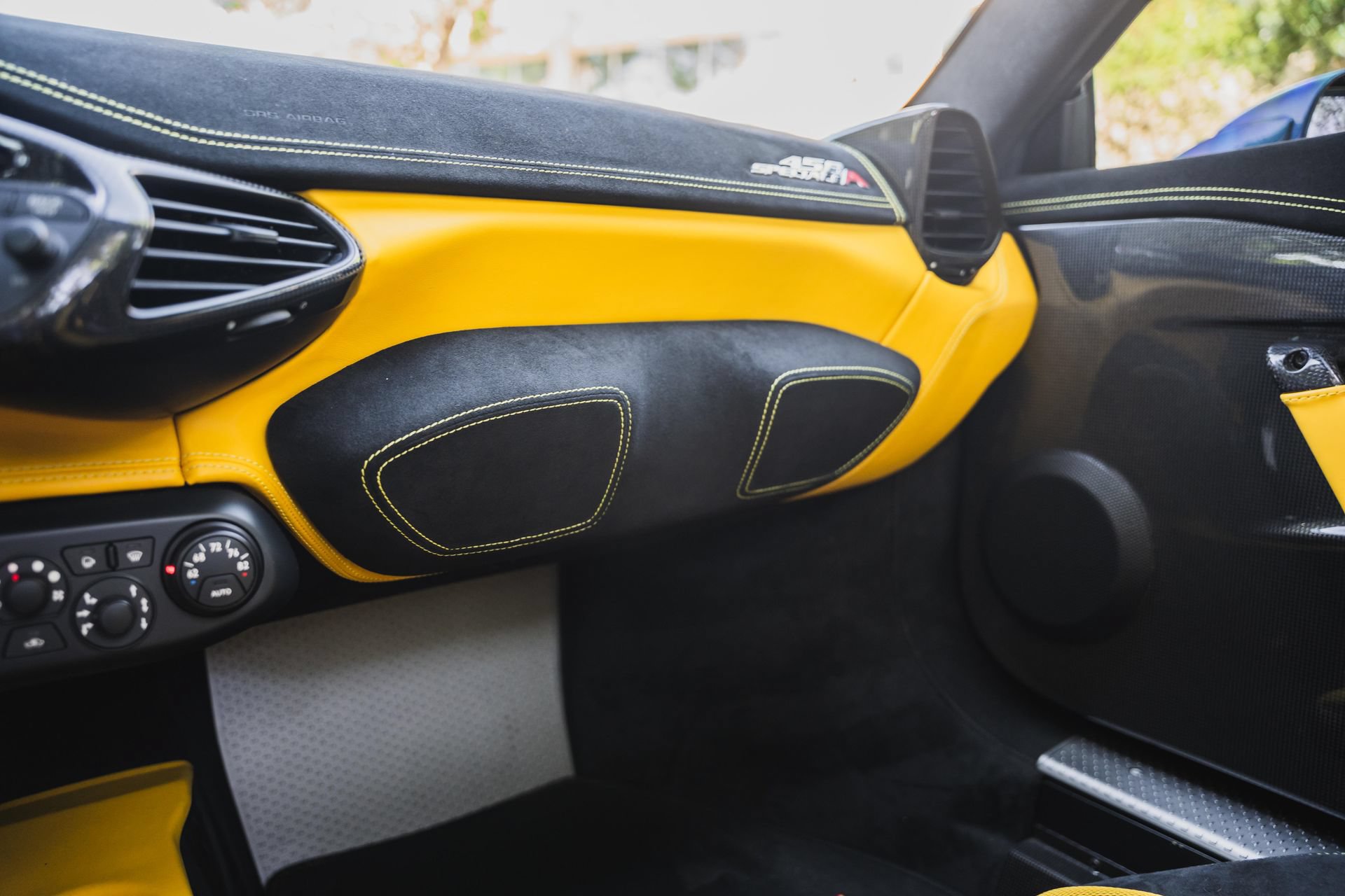 Used 2015 Ferrari 458 Speciale A RWD image 55