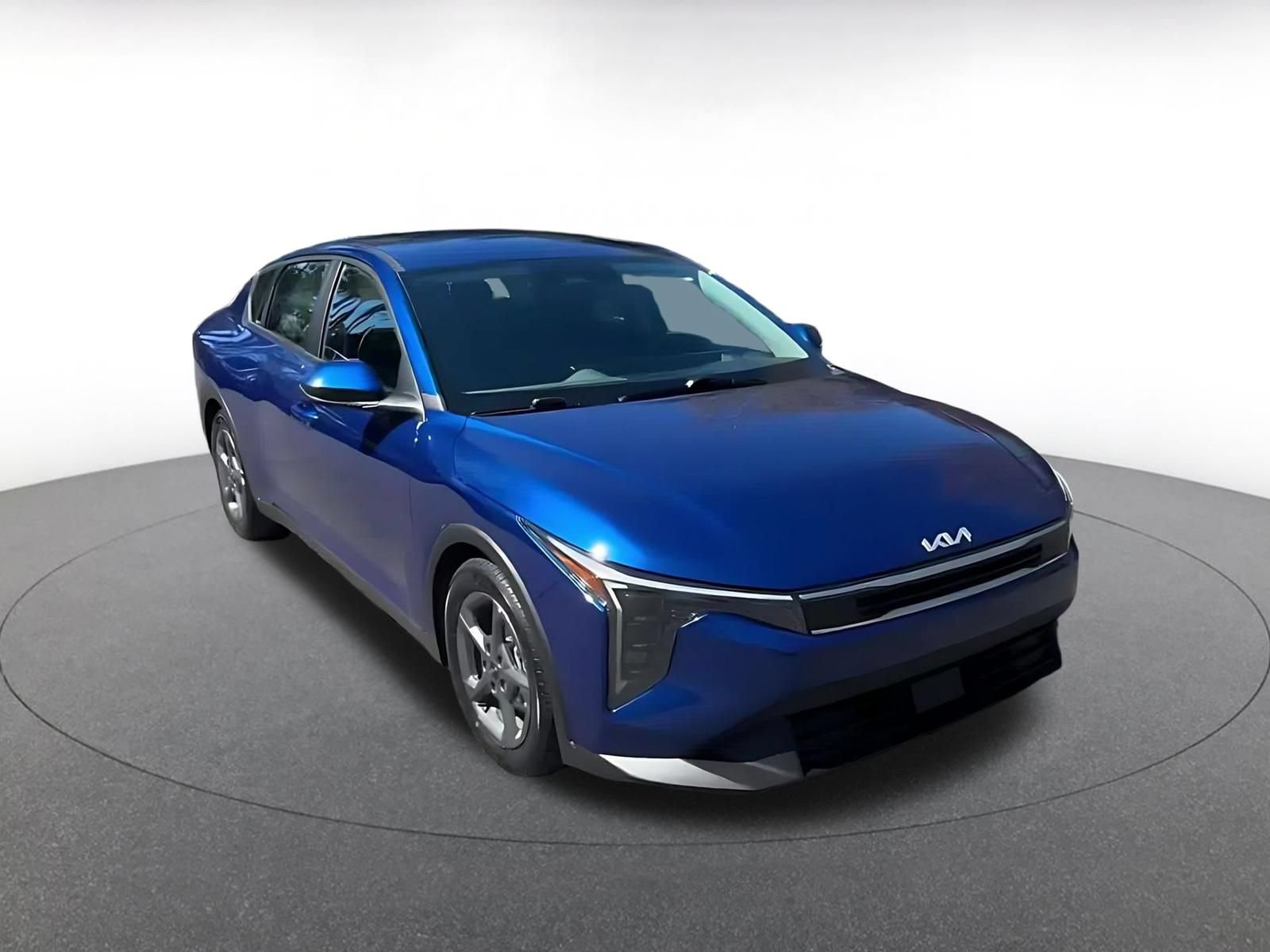 Used 2025 Kia K4 FWD image 3