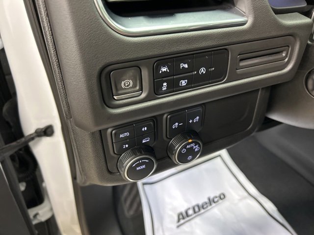 Used 2023 Chevrolet Tahoe RST image 15