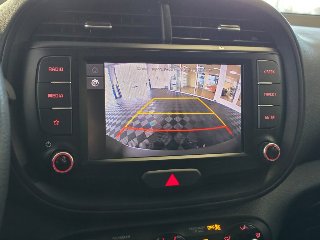 Used 2022 Kia Soul LX w/ Technology Package image 28