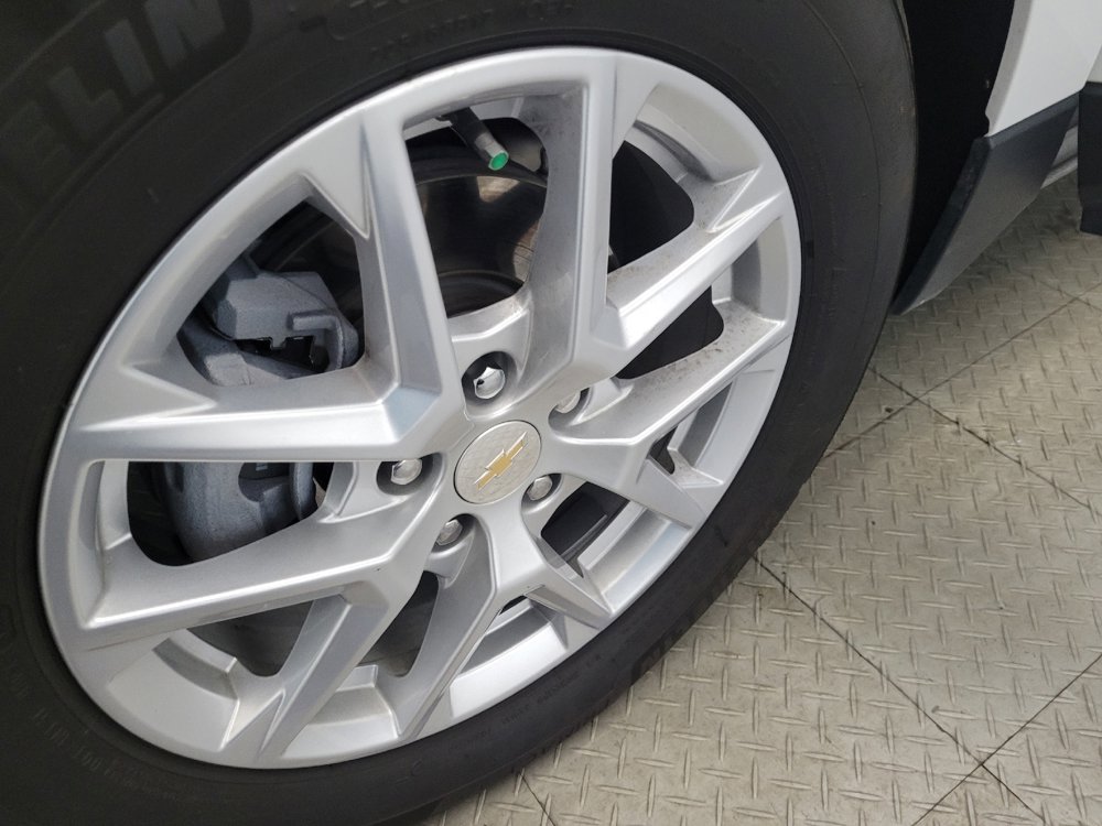 Used 2023 Chevrolet Equinox LT image 31