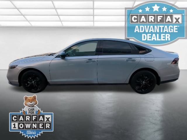 Used 2025 Honda Accord SE image 27