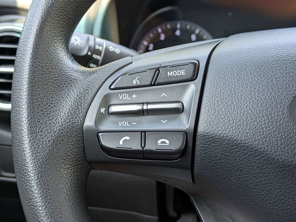 Used 2019 Hyundai Kona SE FWD image 23