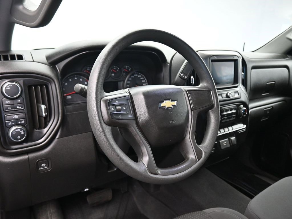 Used 2020 Chevrolet Silverado 1500 Custom image 13