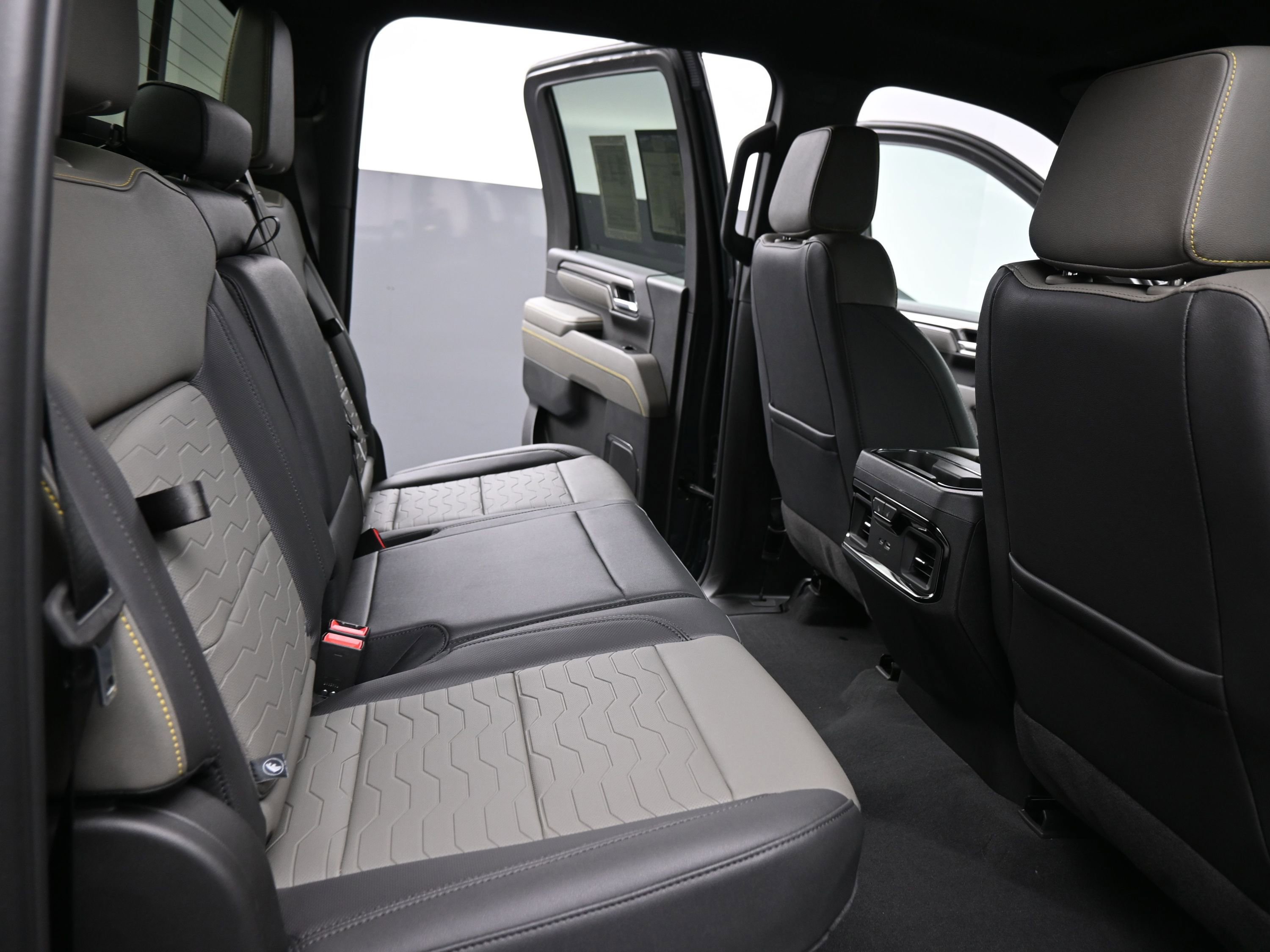 Used 2026 Chevrolet Silverado 2500 ZR2 image 16