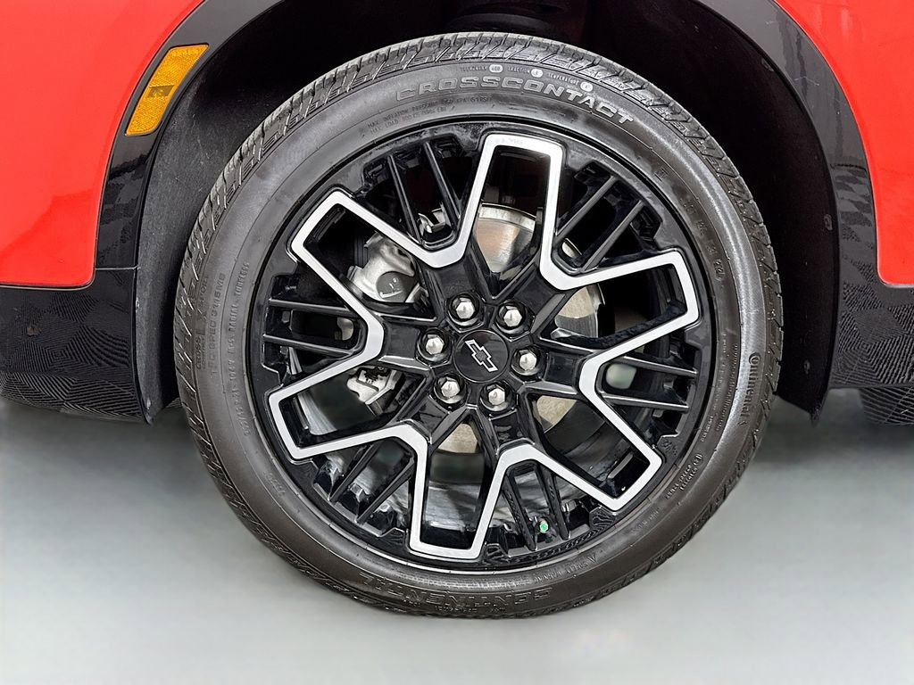 Used 2025 Chevrolet Blazer RS w/ Driver Confidence II Package image 31