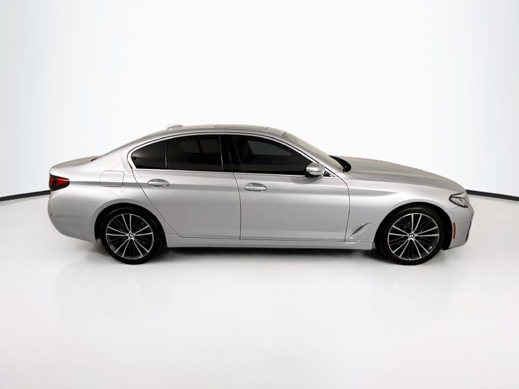 Used 2021 BMW 530i w/ Convenience Package RWD image 4