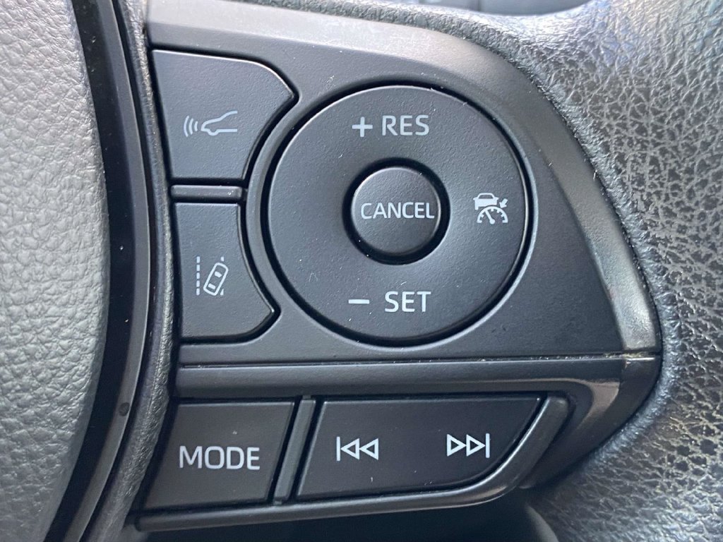 Used 2020 Toyota Corolla LE w/ LE Premium Package FWD image 29