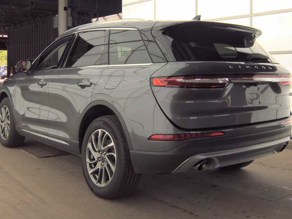 Used 2022 Lincoln Corsair FWD w/ Equipment Group 101A image 8