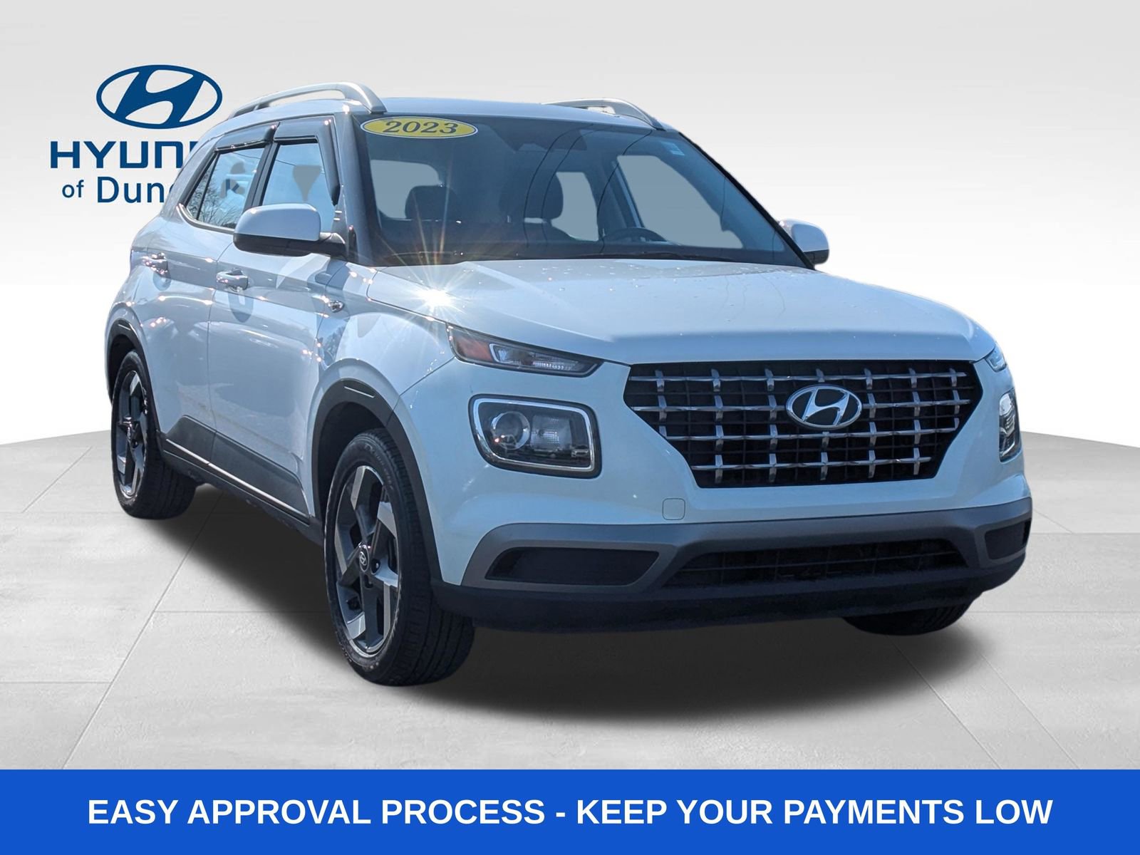 Used 2023 Hyundai Venue SEL w/ Cargo Package image 11