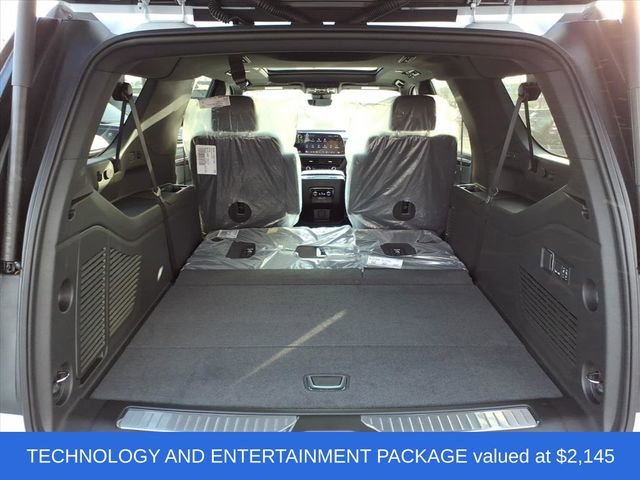 New 2026 Chevrolet Suburban High Country image 4