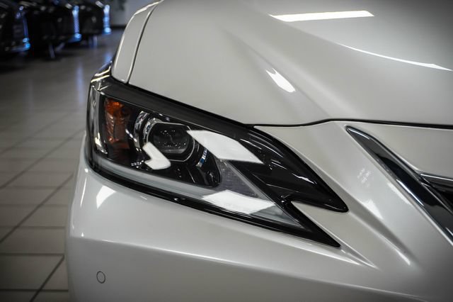 Certified 2025 Lexus ES 300h w/ Premium Package FWD image 29