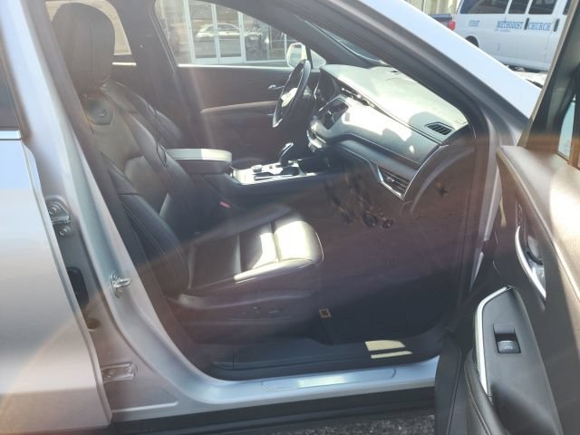 Used 2020 Cadillac XT4 Premium Luxury FWD image 21