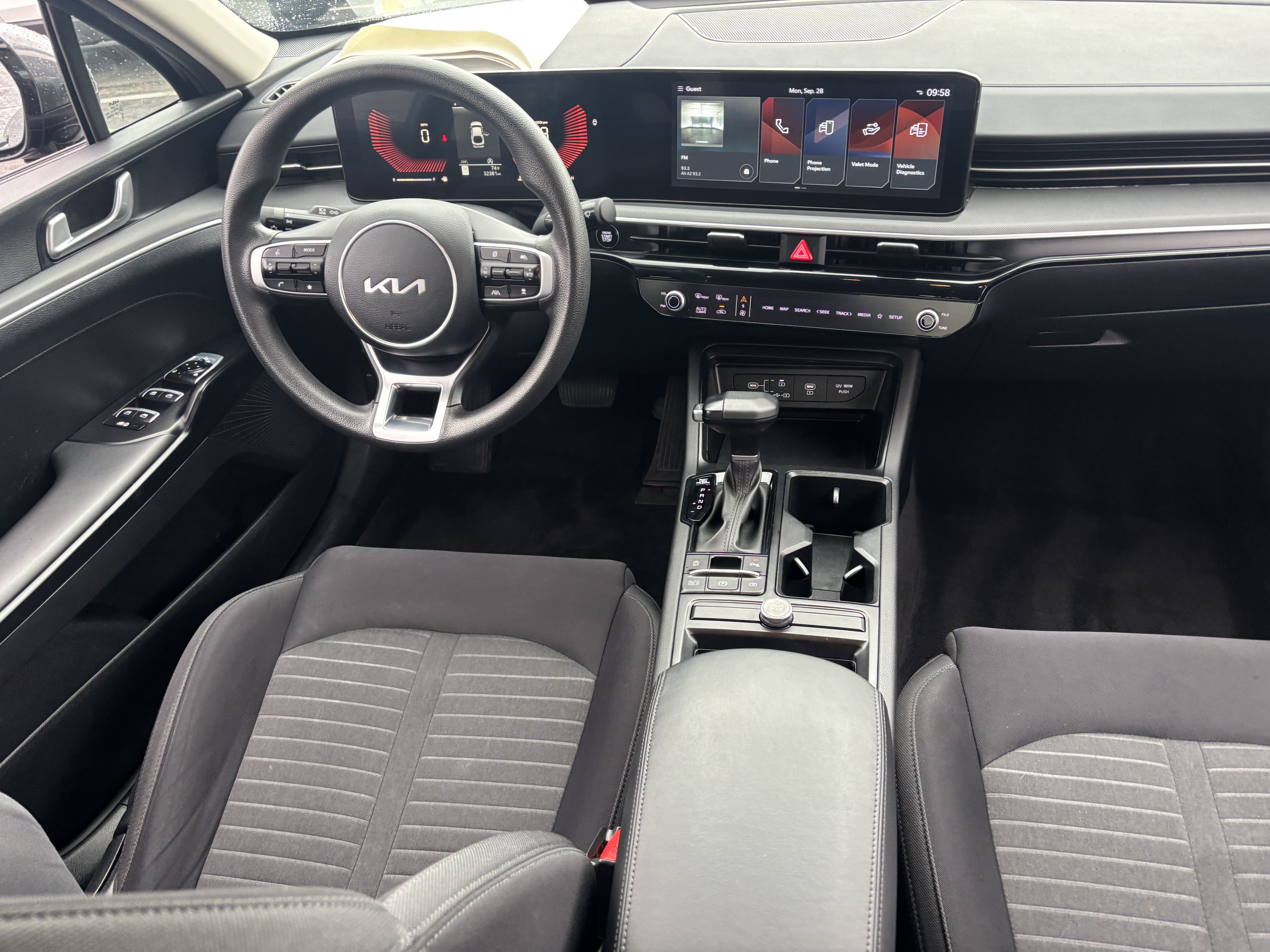 Certified 2025 Kia K5 LXS FWD image 12