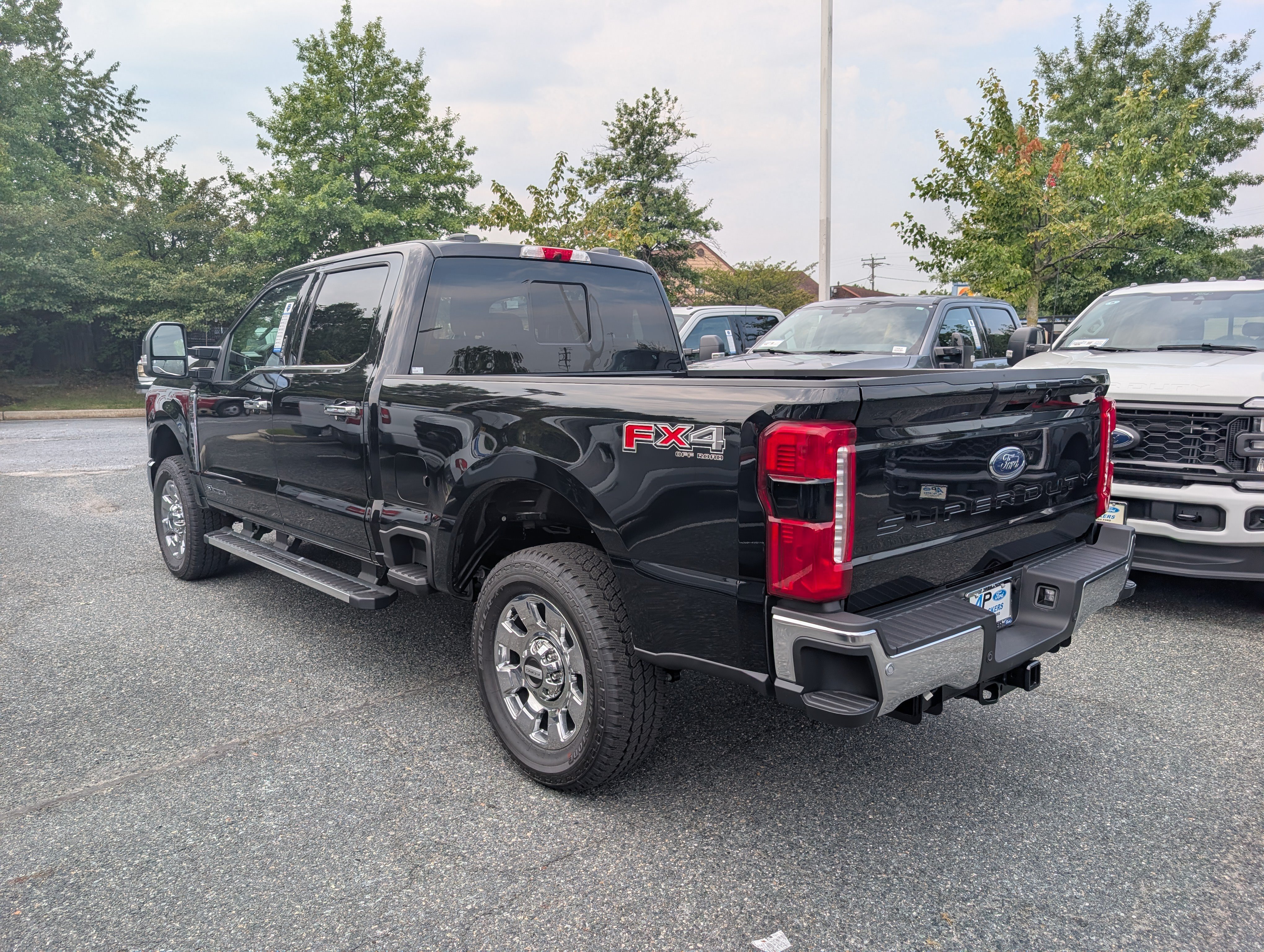 New 2026 Ford F250 Lariat w/ Chrome Package AWD/4WD image 3