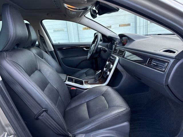 Used 2016 Volvo XC70 T5 Premier w/ Proximity Package image 11