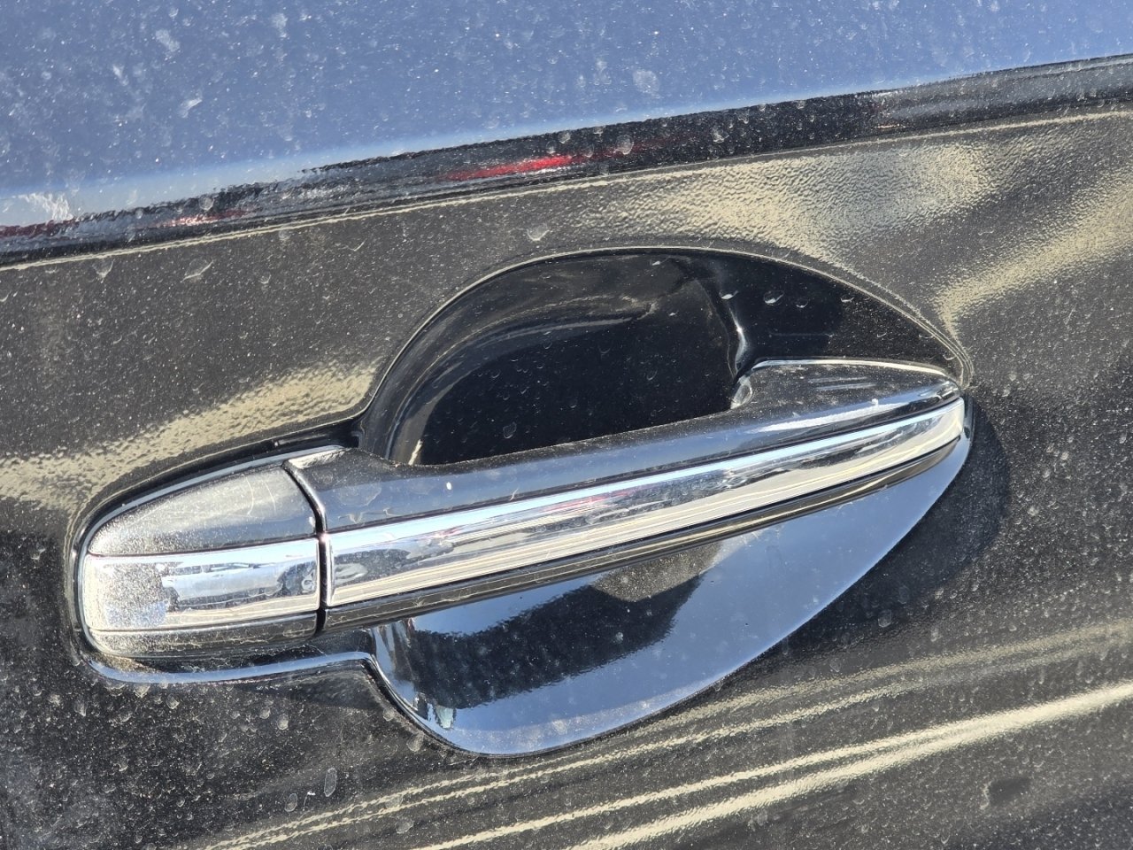 Used 2013 Toyota Avalon XLE Touring FWD image 18