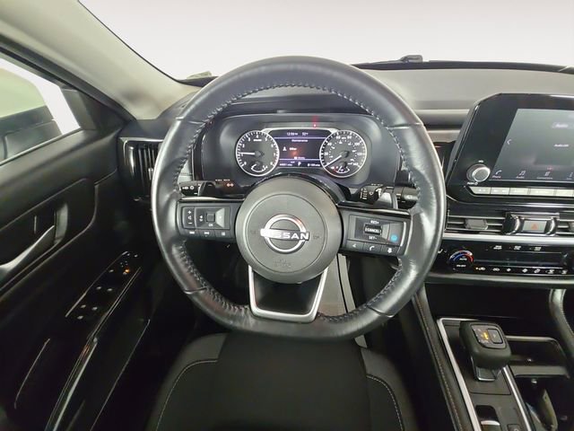 Used 2022 Nissan Pathfinder SV image 12