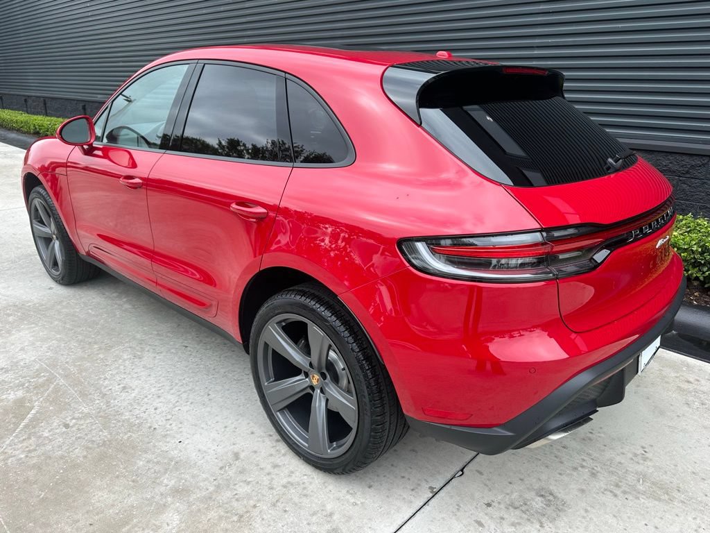 Certified 2026 Porsche Macan Turbo AWD/4WD image 3