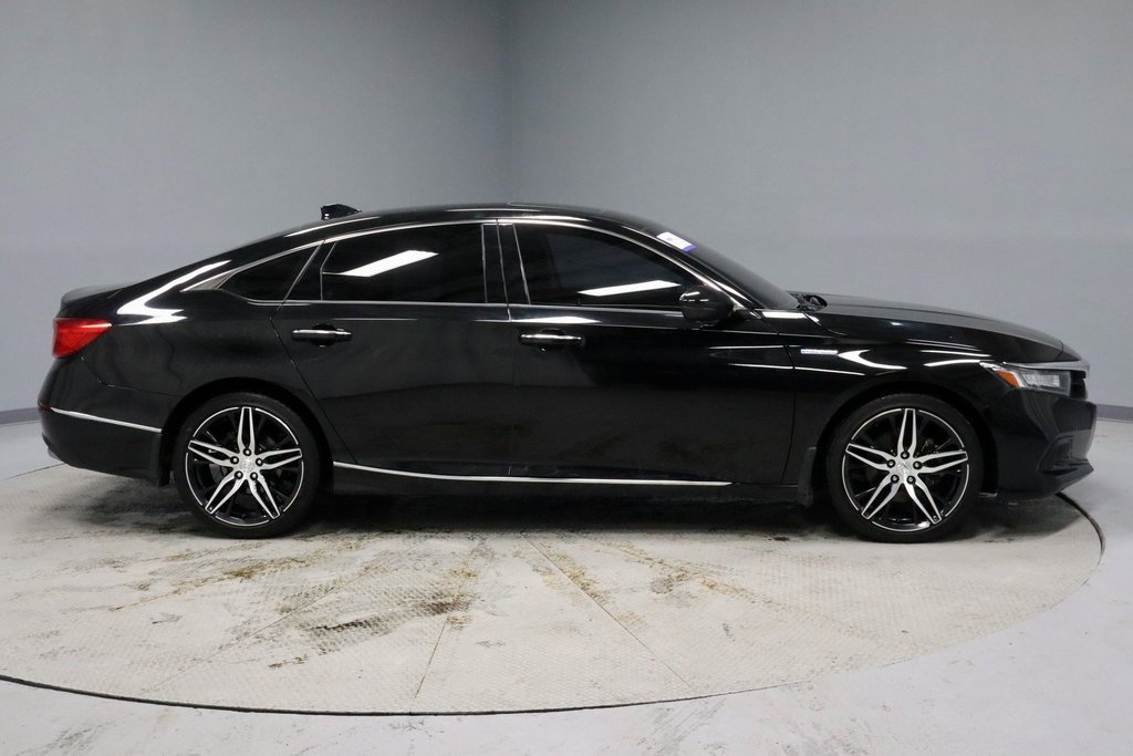 Used 2022 Honda Accord Touring image 11