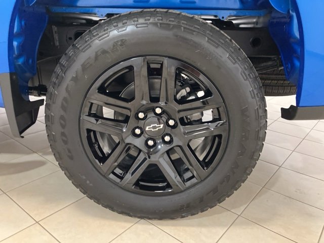 New 2026 Chevrolet Silverado 1500 Custom w/ Turbomax Blackout Package image 27