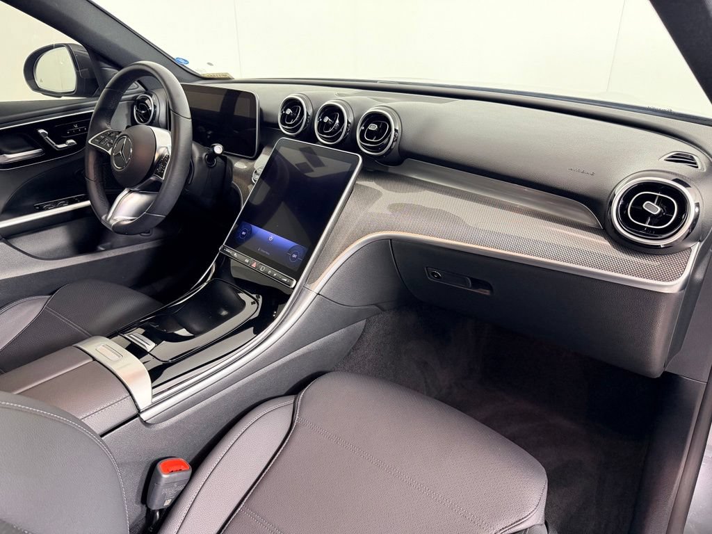 Used 2024 Mercedes-Benz C 300 Sedan image 29