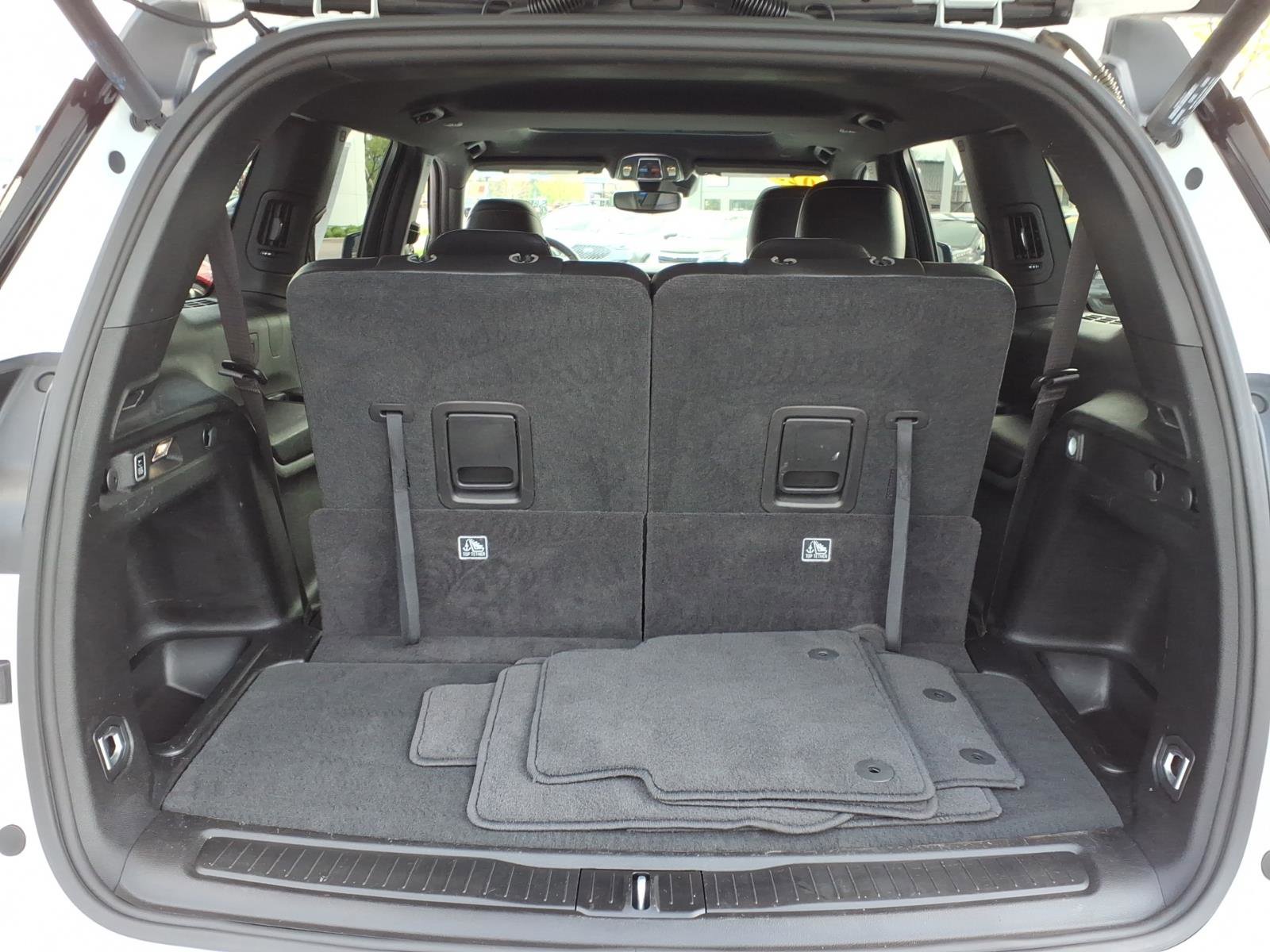 Used 2023 Jeep Grand Cherokee L Laredo AWD/4WD image 14