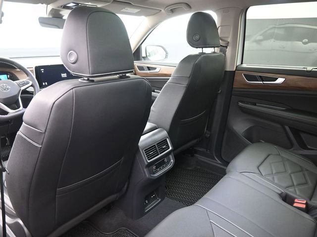 New 2026 Volkswagen Atlas SE image 2