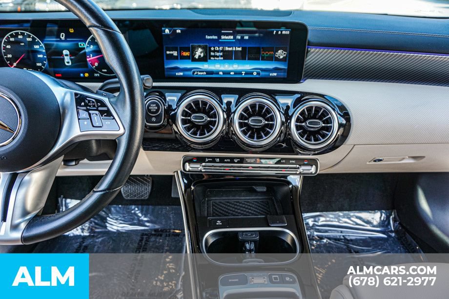Used 2025 Mercedes-Benz CLA 250 w/ Exclusive Package image 40