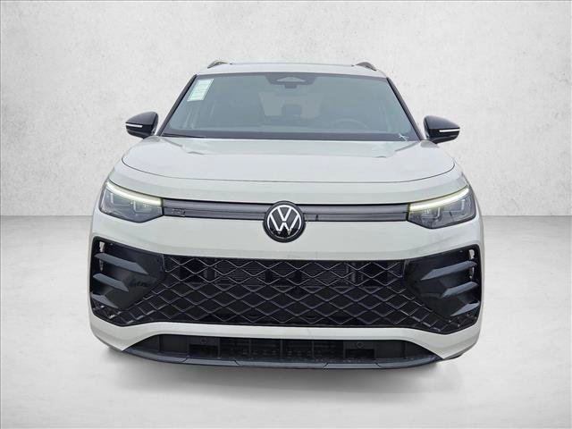 New 2026 Volkswagen Tiguan SE R-Line FWD image 6