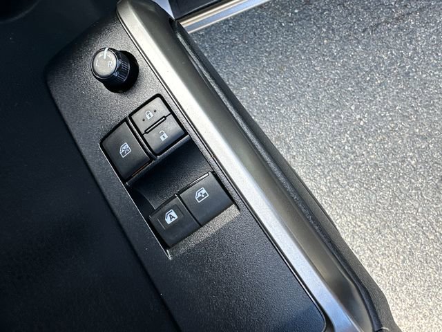 Certified 2019 Toyota Tacoma SR5 w/ SR5 Appearance Package (SM) image 23