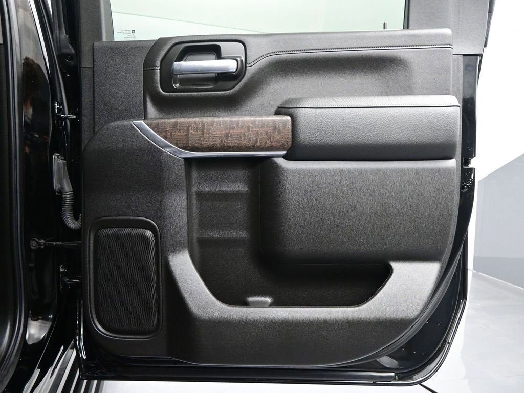 Used 2022 GMC Sierra 2500 Denali w/ Denali Ultimate Package image 48