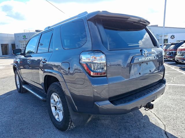 Used 2017 Toyota 4Runner SR5 Premium image 7