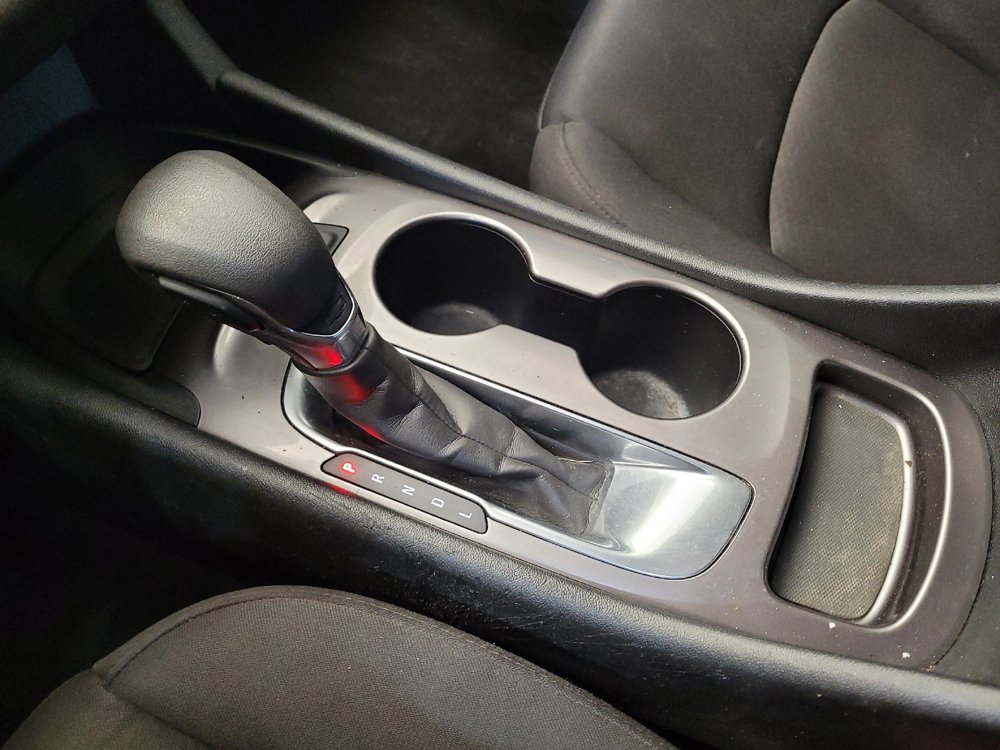 Used 2021 Chevrolet Malibu LS image 26