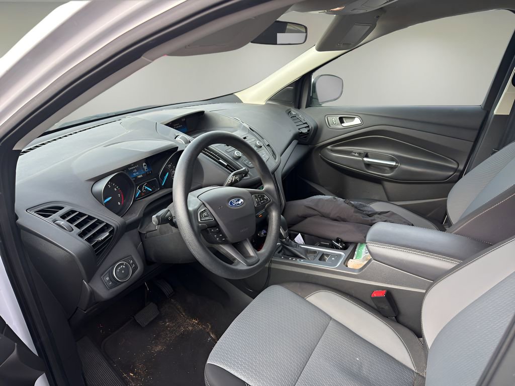 Used 2018 Ford Escape SE image 9