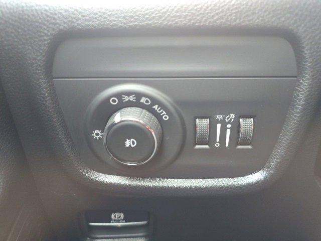 New 2025 Jeep Grand Cherokee Limited image 11