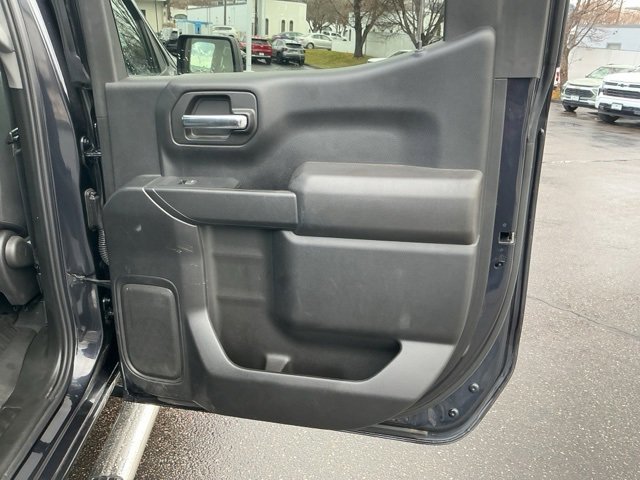 Used 2023 Chevrolet Silverado 1500 Custom image 18