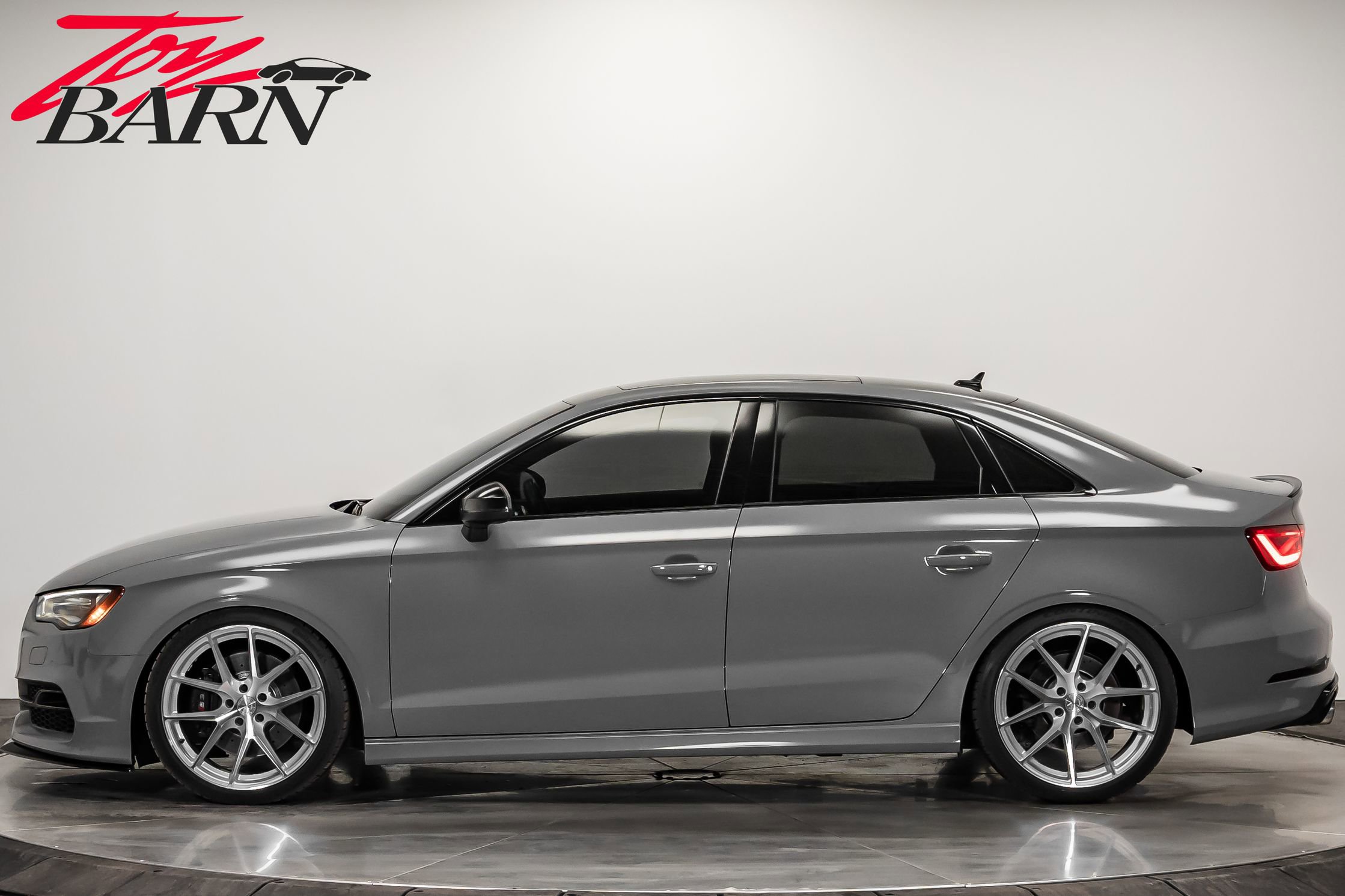 Used 2016 Audi S3 Premium Plus w/ Technology Package image 2